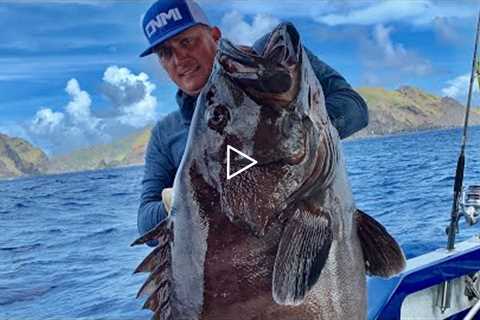 DEEP SEA Fishing Gigantic Mystic Grouper {Catch Clean Cook} Filipino Fish Soup