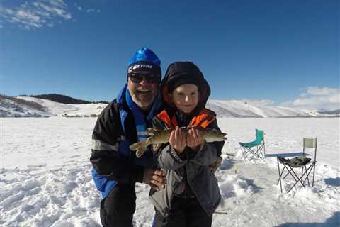 The 9 Best US Ice Fishing Destinations for 2023