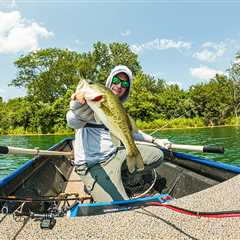 Advanced Wisconsin Bass Fishing Tips: The Minimalist Fisherman’s Expert Guide for 2025